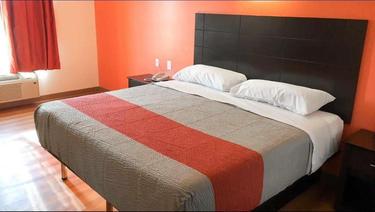 Motel 6 Πεόρια Εξωτερικό φωτογραφία